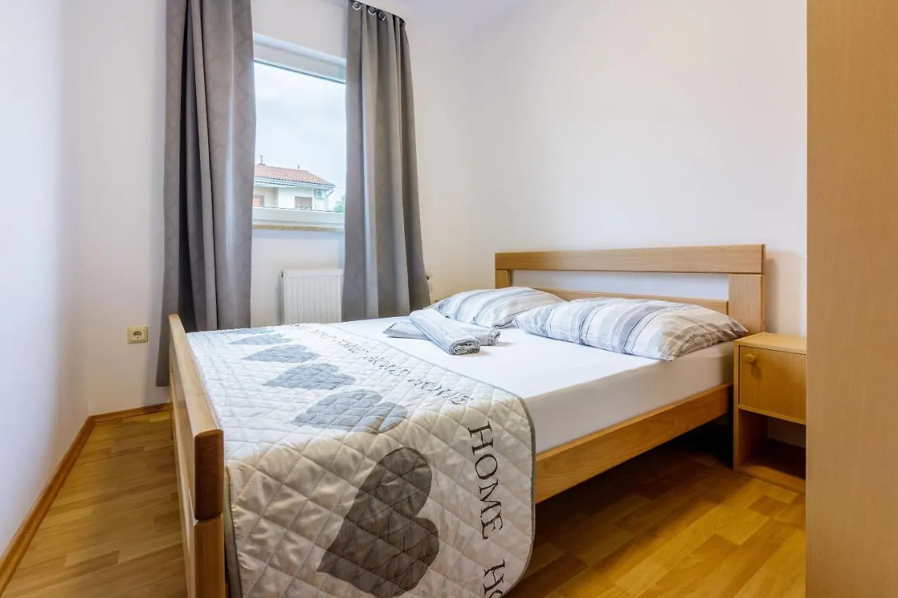 Apartments Anita Novi Vinodolski